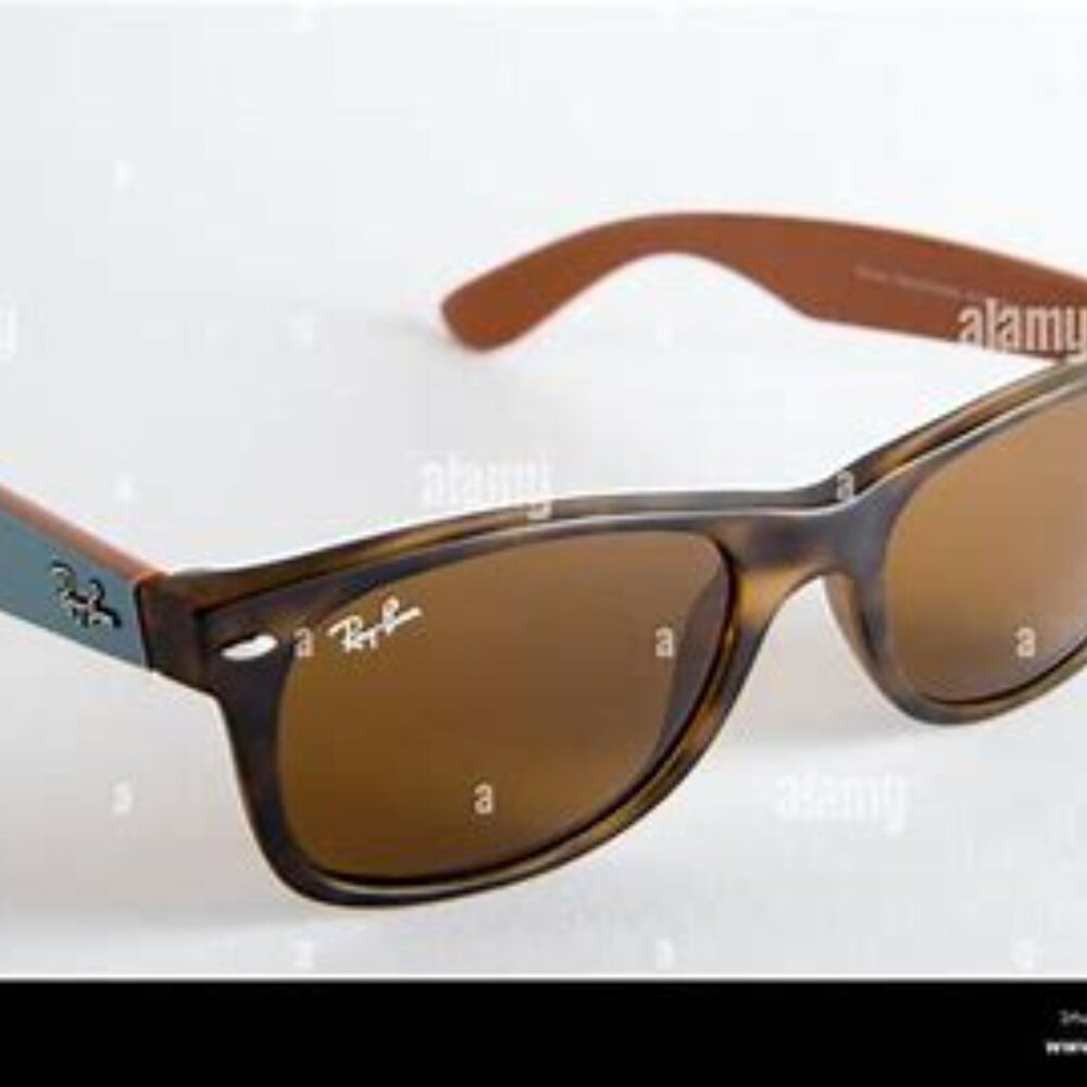 Ray Ban Wayfarer sunglasses in tortoise shell with blue arms ORB2132-6179
